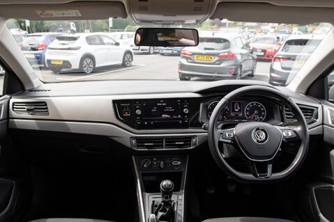 Volkswagen Polo SE TSI 3