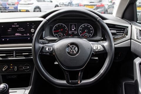 Volkswagen Polo SE TSI 21