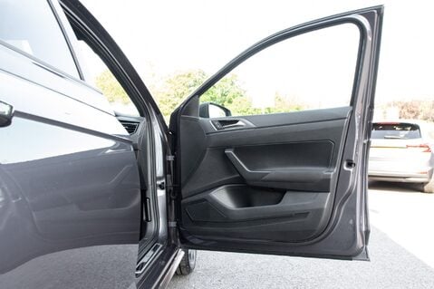 Volkswagen Polo R-LINE TSI DSG 14
