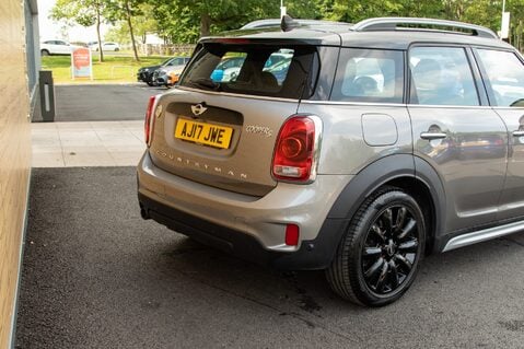 Mini Countryman COOPER S E ALL4 8
