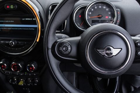 Mini Countryman COOPER S E ALL4 19