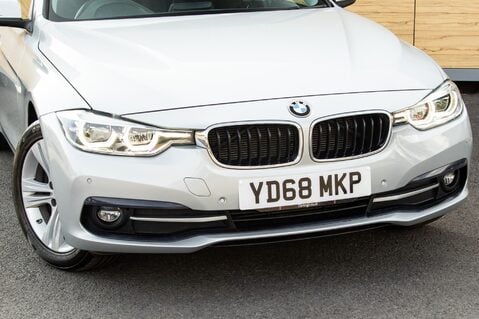 BMW 3 Series 318D SPORT 10