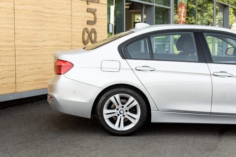 BMW 3 Series 318D SPORT 7