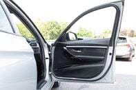 BMW 3 Series 318D SPORT 14