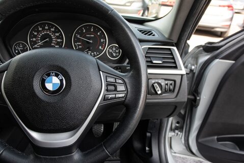 BMW 3 Series 318D SPORT 20