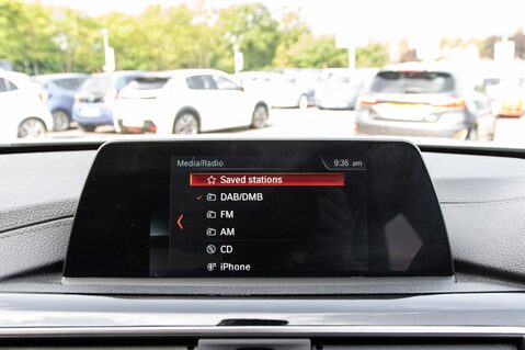 BMW 3 Series 318D SPORT 24