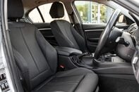 BMW 3 Series 318D SPORT 29