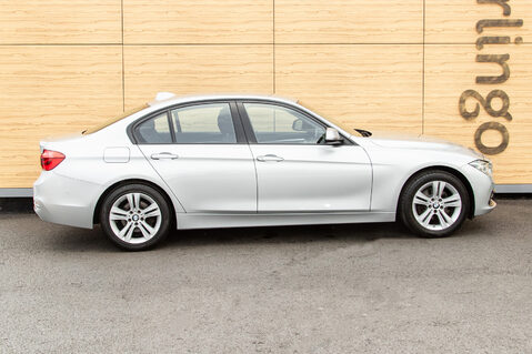 BMW 3 Series 318D SPORT 12