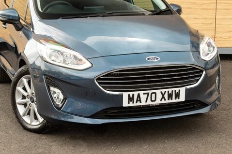 Ford Fiesta TITANIUM MHEV 10