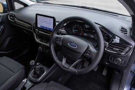 Ford Fiesta TITANIUM MHEV
