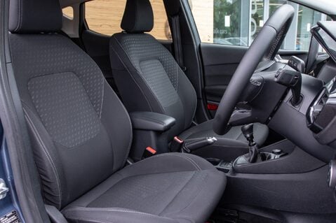 Ford Fiesta TITANIUM MHEV 31