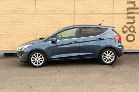 Ford Fiesta TITANIUM MHEV 13