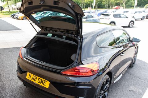 Volkswagen Scirocco R LINE TSI BLUEMOTION TECHNOLOGY DSG 34