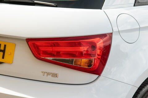 Audi A1 SPORTBACK TFSI SPORT 9