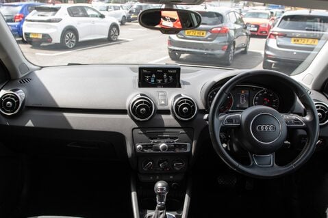 Audi A1 SPORTBACK TFSI SPORT 3