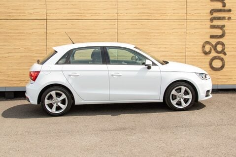 Audi A1 SPORTBACK TFSI SPORT 12