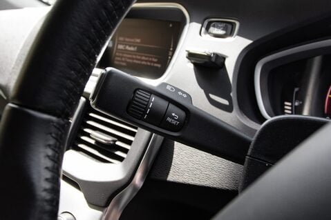 Volvo V40 D3 INSCRIPTION 17