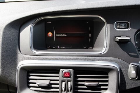 Volvo V40 D3 INSCRIPTION 23