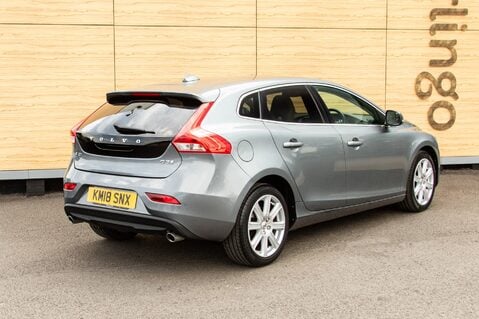 Volvo V40 D3 INSCRIPTION 2