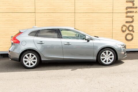 Volvo V40 D3 INSCRIPTION 12