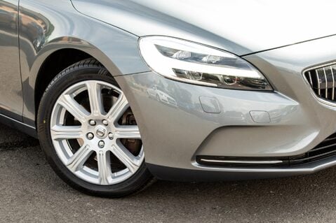 Volvo V40 D3 INSCRIPTION 11