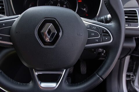 Renault Megane DYNAMIQUE S NAV DCI 19