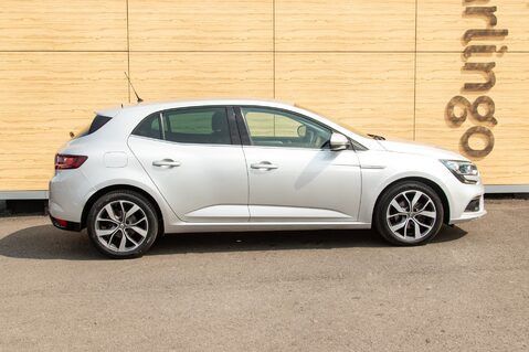 Renault Megane DYNAMIQUE S NAV DCI 12