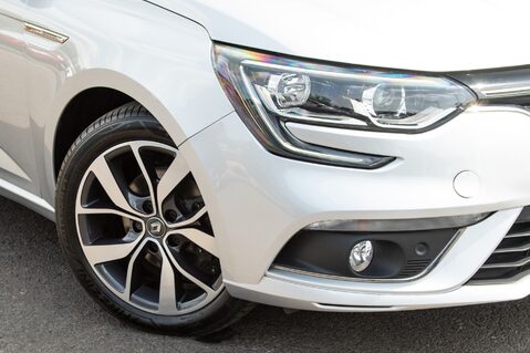 Renault Megane DYNAMIQUE S NAV DCI 11