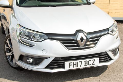 Renault Megane DYNAMIQUE S NAV DCI 10