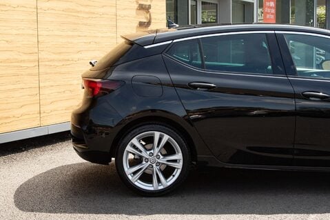 Vauxhall Astra SRI VX-LINE NAV 7