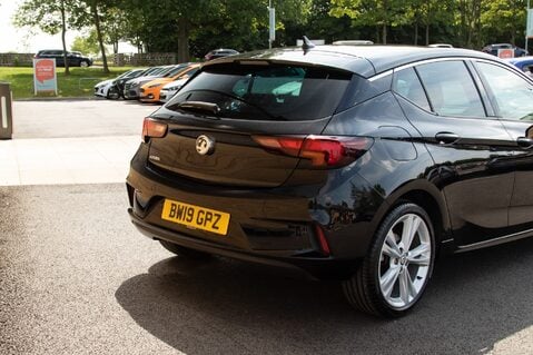 Vauxhall Astra SRI VX-LINE NAV 8