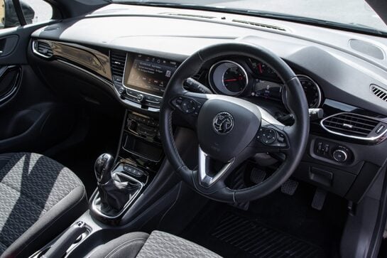 Vauxhall Astra SRI VX-LINE NAV