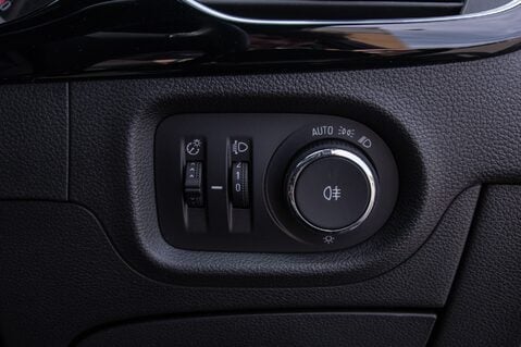 Vauxhall Astra SRI VX-LINE NAV 16