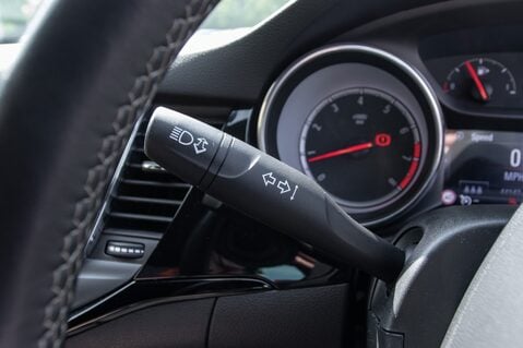 Vauxhall Astra SRI VX-LINE NAV 17