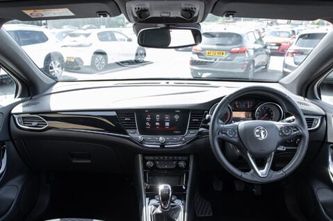 Vauxhall Astra SRI VX-LINE NAV 3