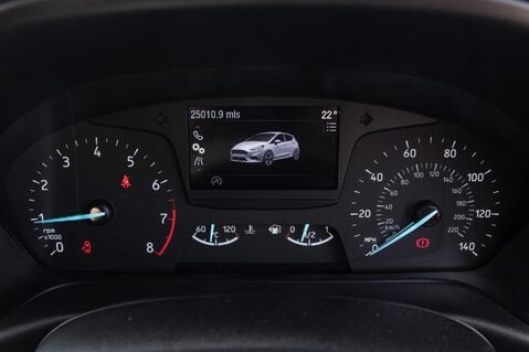 Ford Fiesta ST-LINE 15