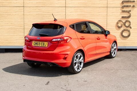 Ford Fiesta ST-LINE 2