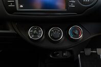 Toyota Yaris VVT-I DESIGN 31