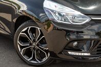 Renault Clio ICONIC TCE 11