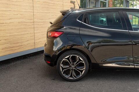 Renault Clio ICONIC TCE 7