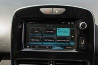 Renault Clio ICONIC TCE 22