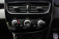 Renault Clio ICONIC TCE 32