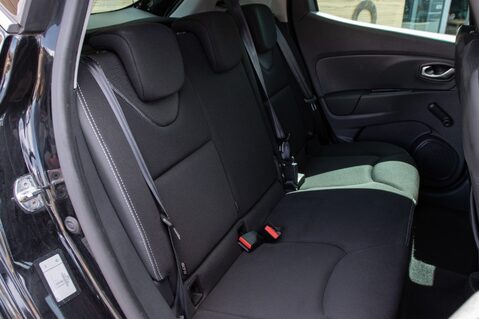 Renault Clio ICONIC TCE 33