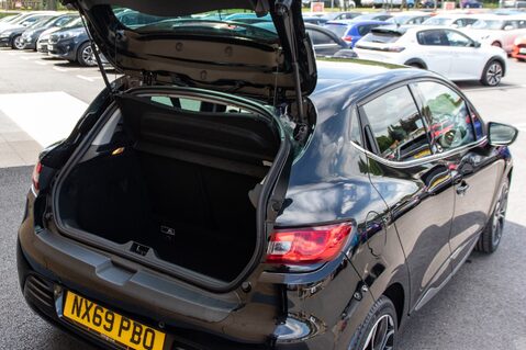 Renault Clio ICONIC TCE 34