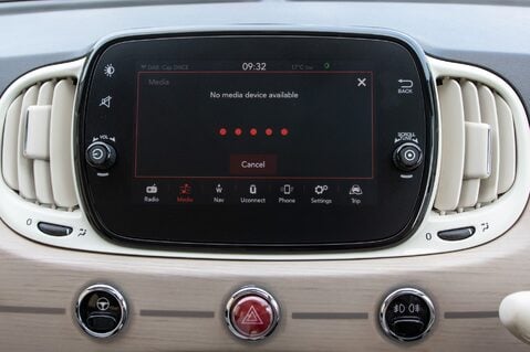 Fiat 500 DOLCEVITA 23