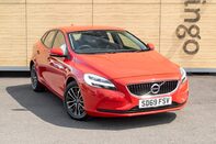 Volvo V40 T2 MOMENTUM EDITION 1