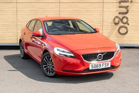 Volvo V40 T2 MOMENTUM EDITION