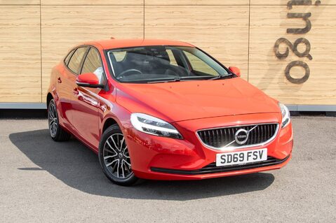 Volvo V40 T2 MOMENTUM EDITION 1