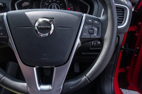 Volvo V40 T2 MOMENTUM EDITION 20