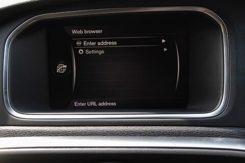 Volvo V40 T2 MOMENTUM EDITION 27